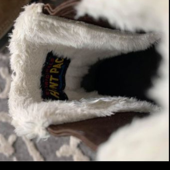 Eddie Bauer Women’s Weatherproof Leather Boots size 6 - Picture 2 of 3